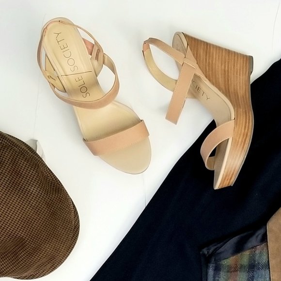 FIND THESE BEAUTIES & SO MUCH MORE IN MY CLOSET! - Picture 3 of 5